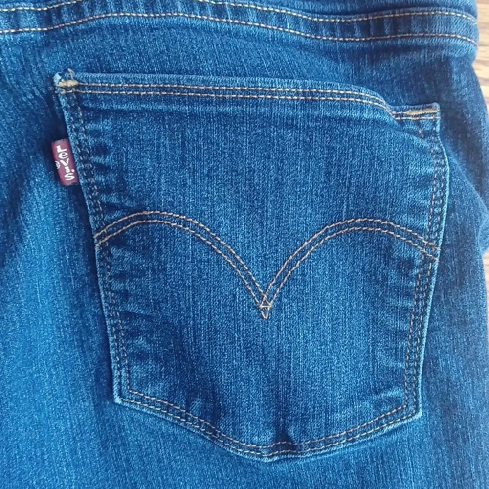 Levi Strauss Jean's size 8 W29 L32_11